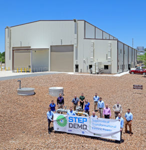 Team photo of completed building in San Antonio Texas to house 10-megawatt Supercritical Transformational Electric Power (STEP) pilot plant